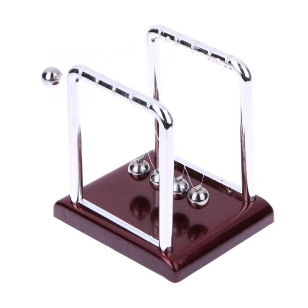 Newton's Cradle Desk Toy 3
