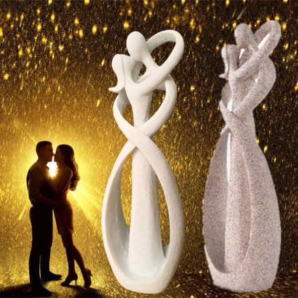 Kissing Lovers Figurine - 1