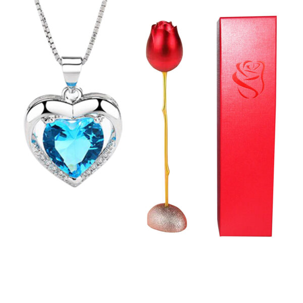 Rose and Pendant Gift Pack 6
